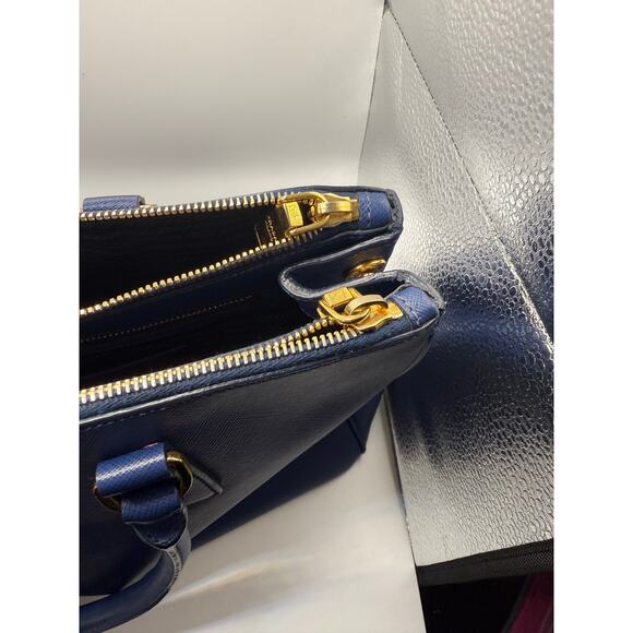 Prada Galleria Saffiano Leather Bag in Blue - Picture 10 of 12